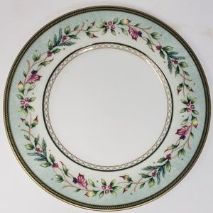 Fitz and Floyd Winter Holiday Garland salad plate